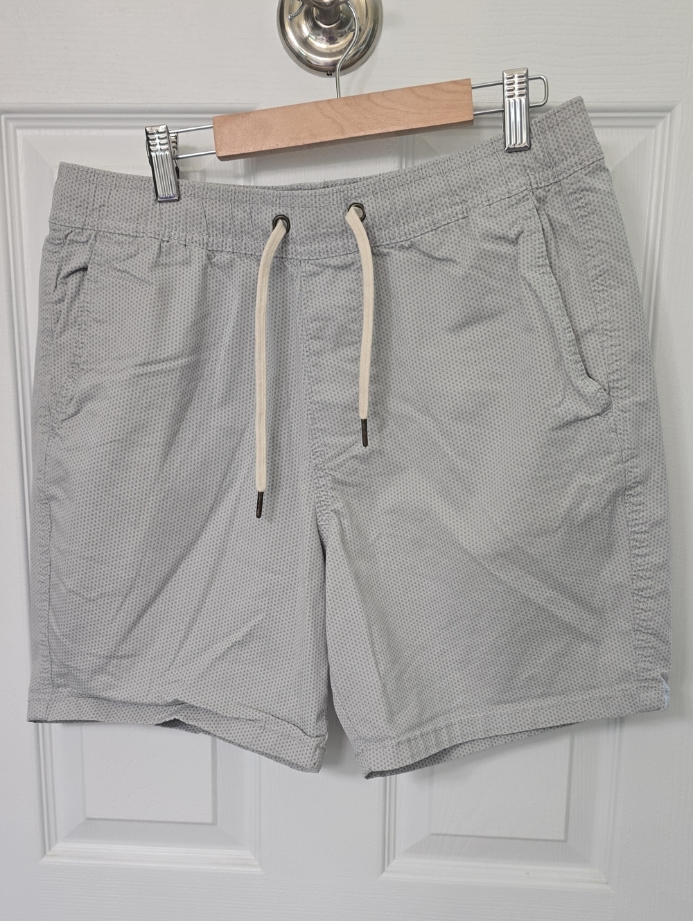 EUC Hollister 7" Jogger Shorts